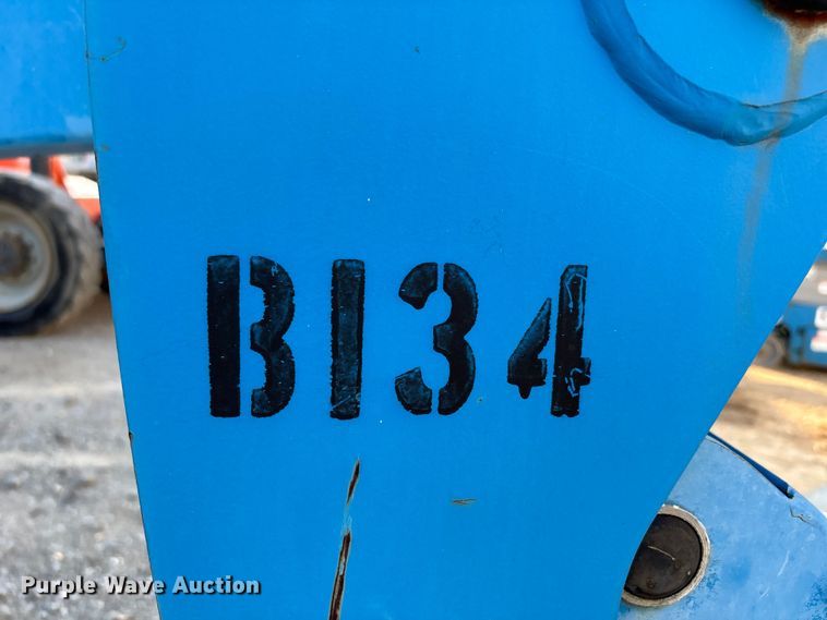 image for item DT0181 2013 Genie Z-40/23N boom lift