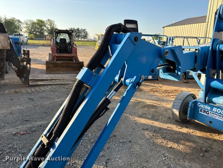 image for item DT0181 2013 Genie Z-40/23N boom lift