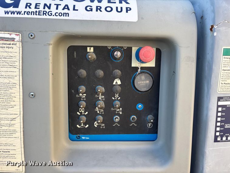 image for item DT0181 2013 Genie Z-40/23N boom lift