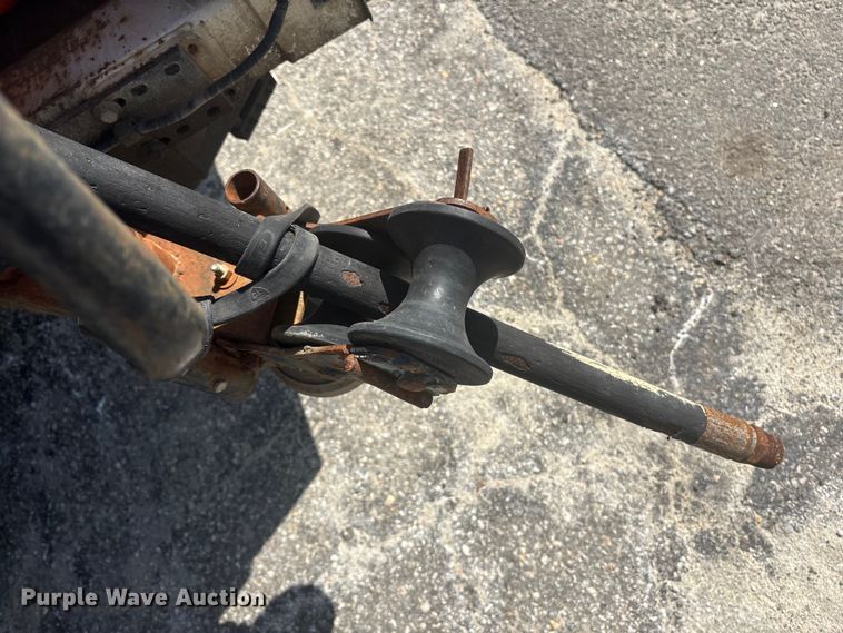 image for item DT2881 2004 Sterling LT7500 vacuum truck