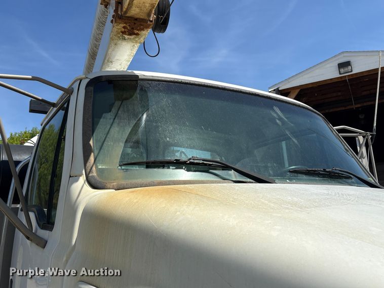 image for item DT2881 2004 Sterling LT7500 vacuum truck