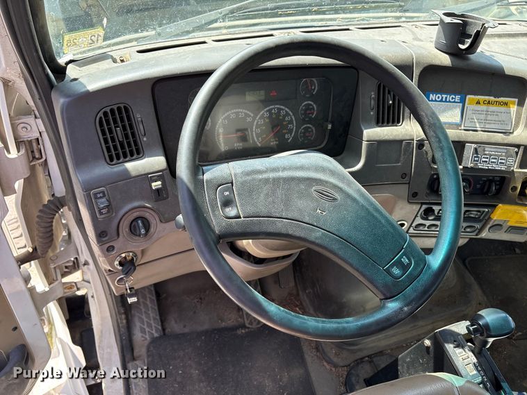 image for item DT2881 2004 Sterling LT7500 vacuum truck