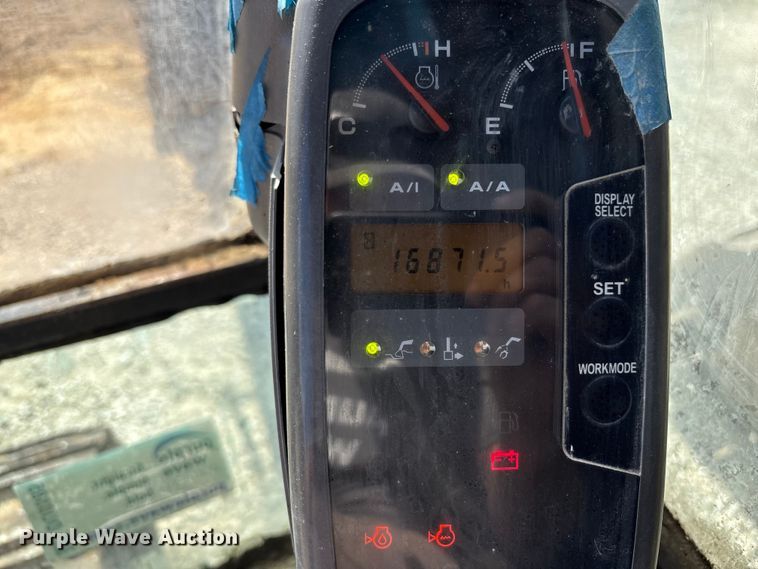 image for item DU0385 2004 John Deere 800C excavator