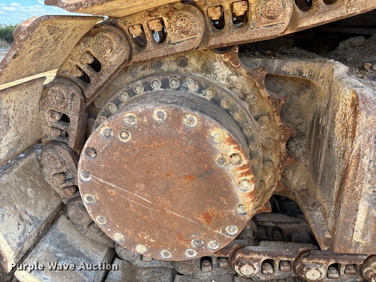 image for item DU0385 2004 John Deere 800C excavator