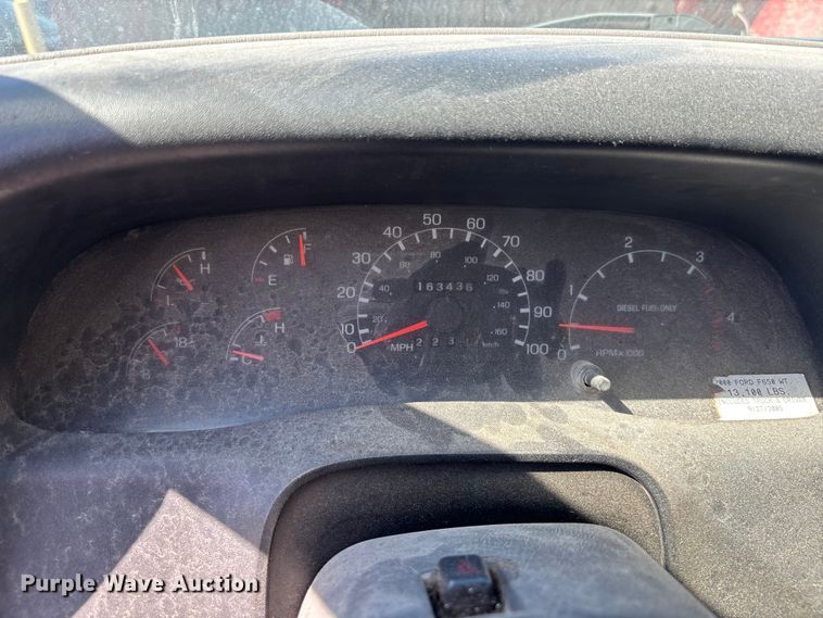 image for item DU0402 2000 Ford F650 dump truck