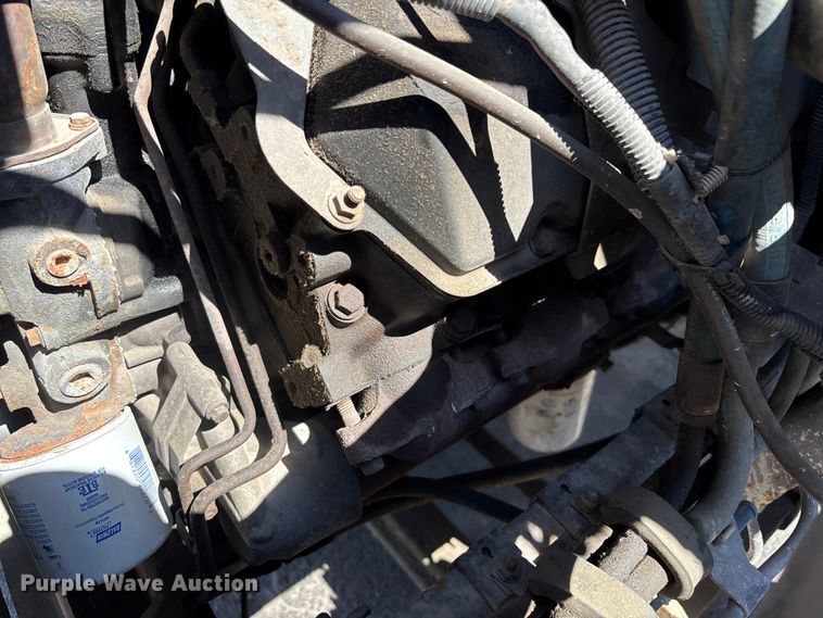 image for item DU0402 2000 Ford F650 dump truck