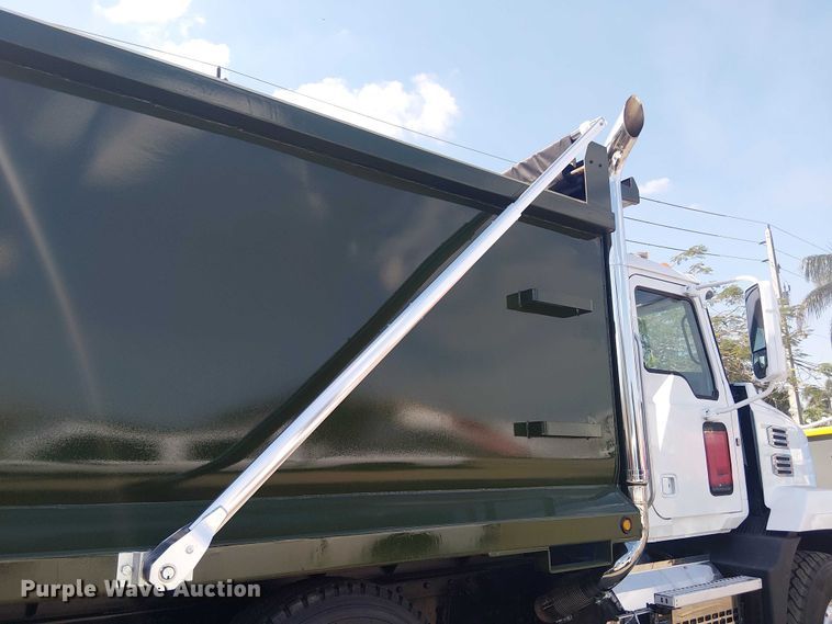 image for item DU0446 2020 Mack Anthem dump truck