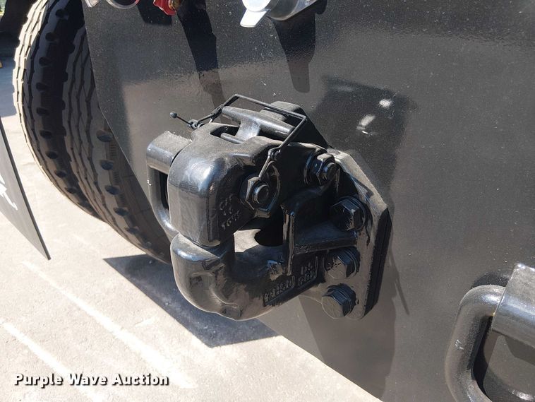 image for item DU0446 2020 Mack Anthem dump truck