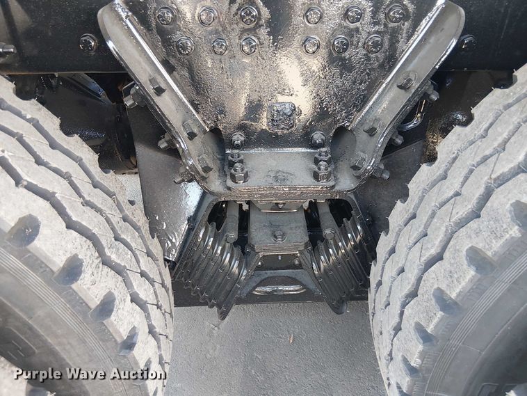 image for item DU0446 2020 Mack Anthem dump truck