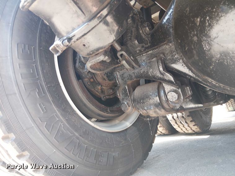 image for item DU0446 2020 Mack Anthem dump truck