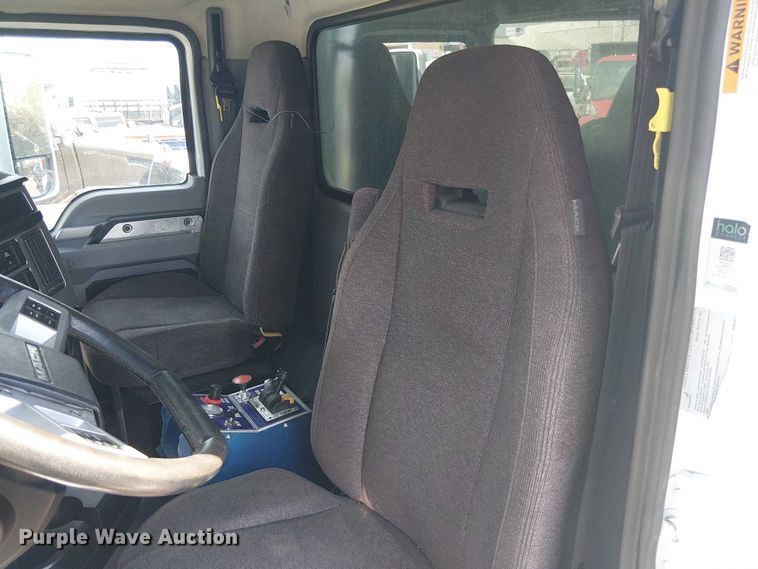 image for item DU0446 2020 Mack Anthem dump truck