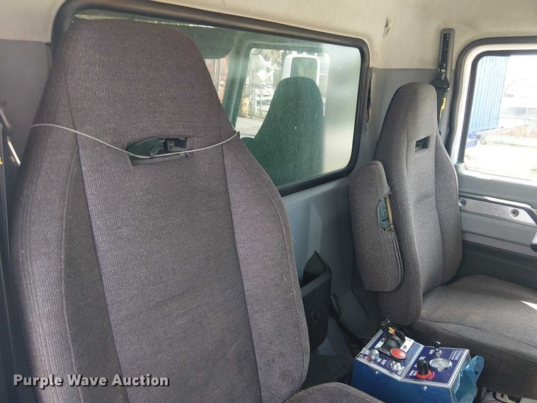 image for item DU0446 2020 Mack Anthem dump truck