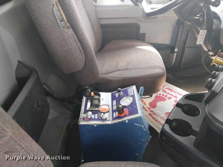 image for item DU0446 2020 Mack Anthem dump truck