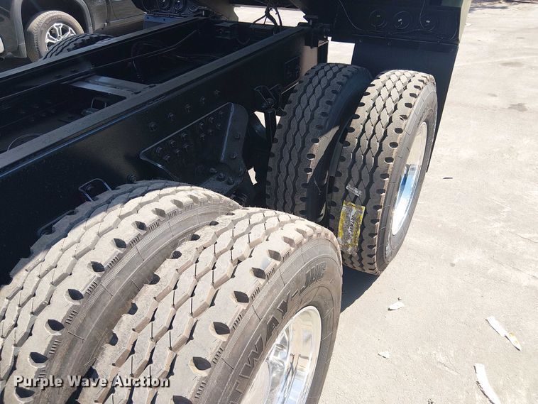 image for item DU0446 2020 Mack Anthem dump truck