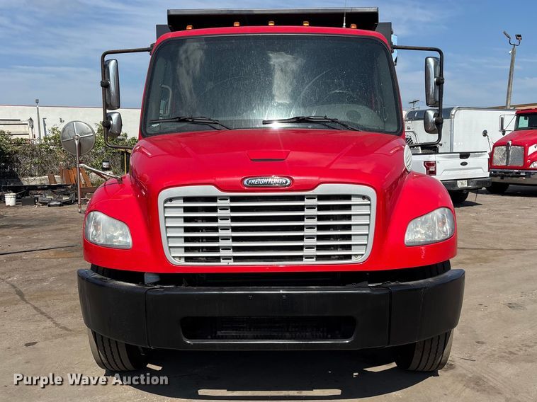 image for item DU0447 2019 Freightliner M2 106 dump truck