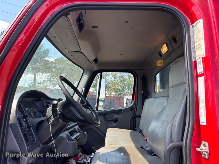 image for item DU0447 2019 Freightliner M2 106 dump truck