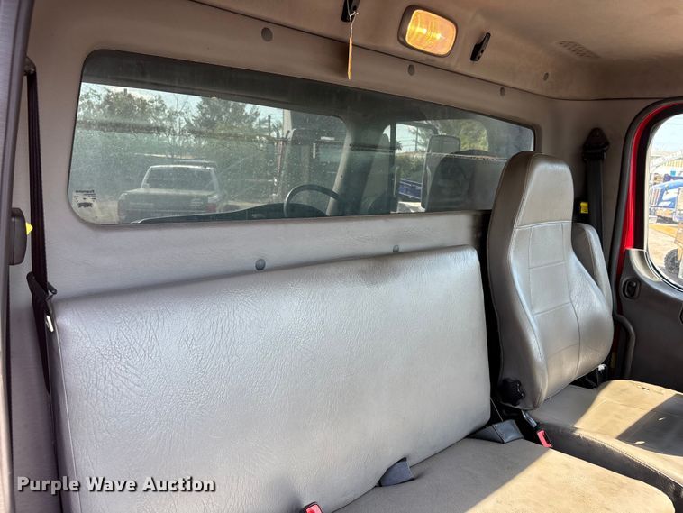 image for item DU0447 2019 Freightliner M2 106 dump truck