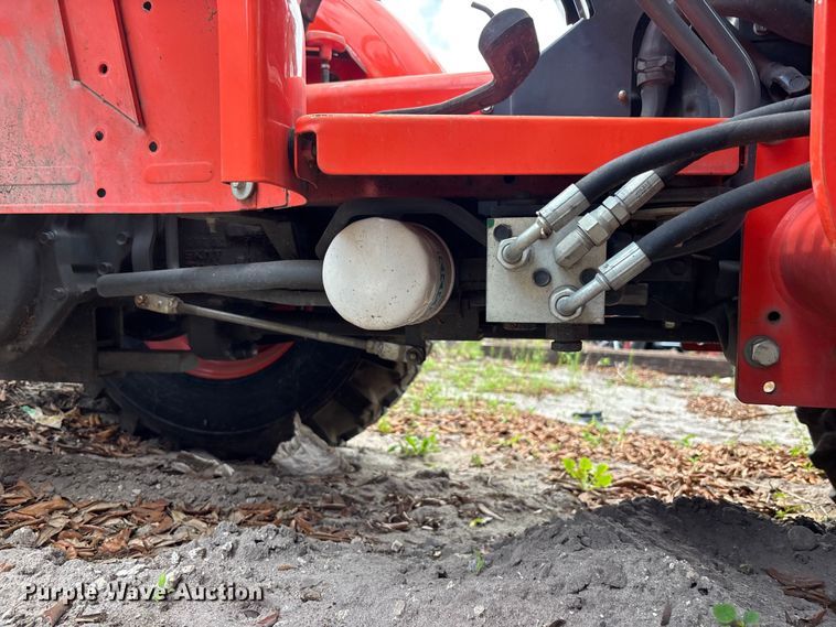 image for item DU0457 Kubota L3301D MFWD tractor