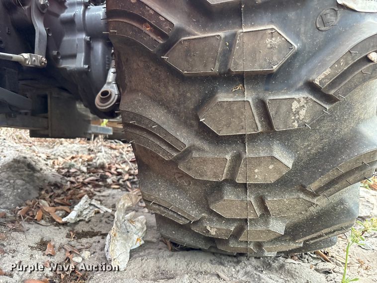 image for item DU0457 Kubota L3301D MFWD tractor