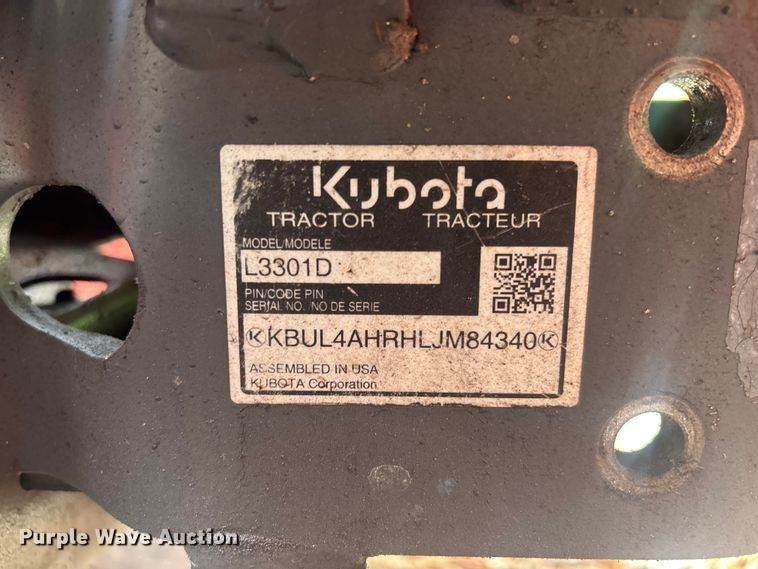 image for item DU0457 Kubota L3301D MFWD tractor