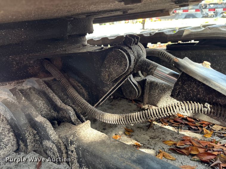 image for item DU0460 2019 Caterpillar 301.7 CR mini excavator