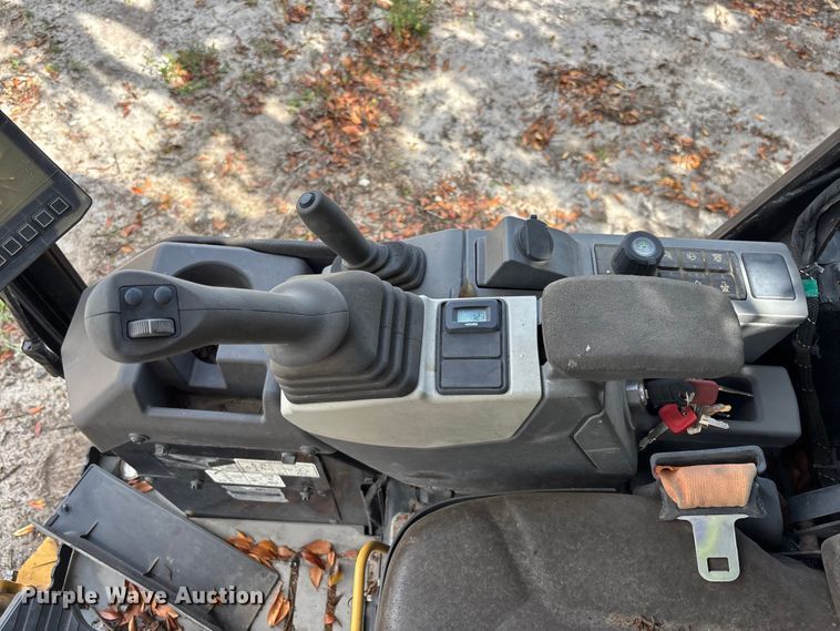 image for item DU0460 2019 Caterpillar 301.7 CR mini excavator