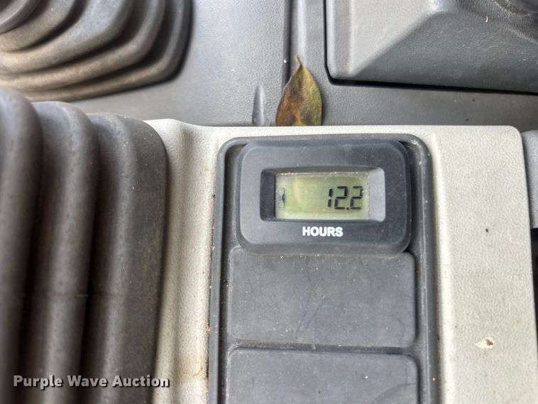 image for item DU0460 2019 Caterpillar 301.7 CR mini excavator