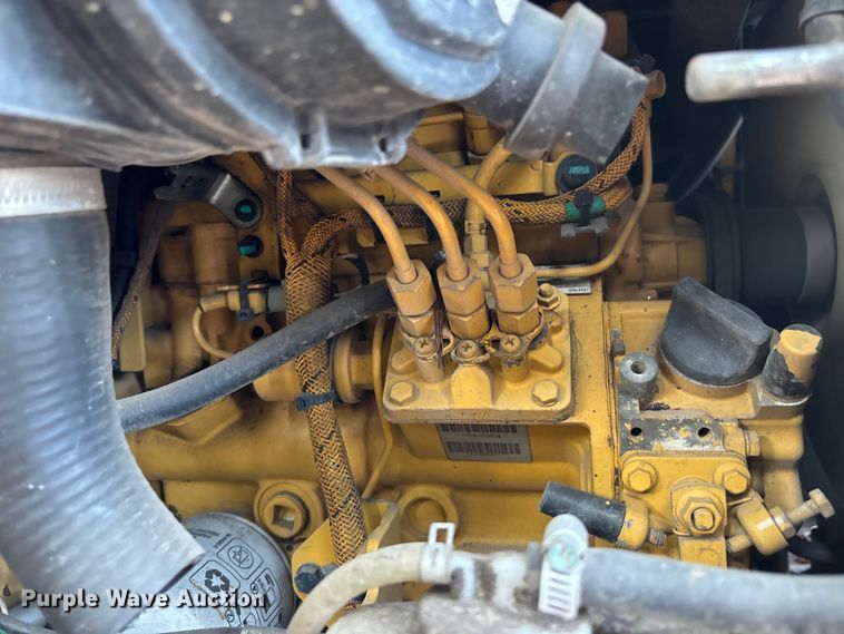 image for item DU0460 2019 Caterpillar 301.7 CR mini excavator