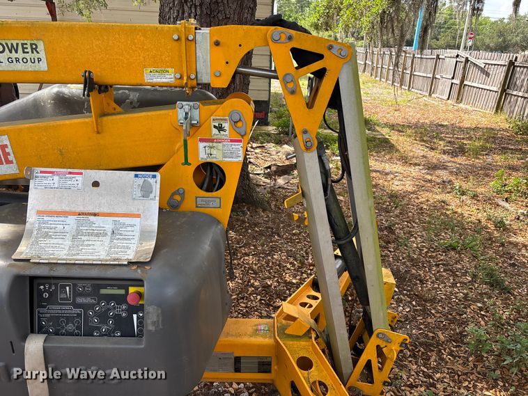 image for item DU0461 2022 Haulotte 5533A boom lift