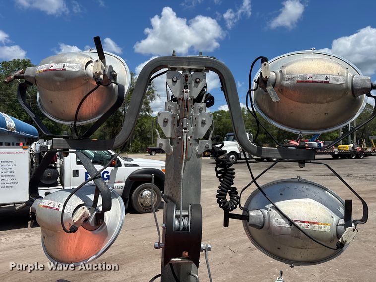 image for item DU0462 2019 Wanco WLTT light plant