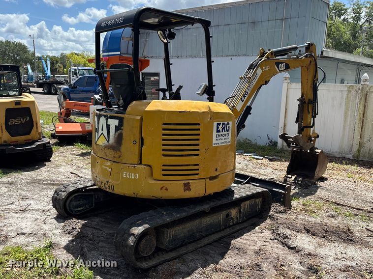 image for item DU0463 2019 Caterpillar 303.5E2 CR mini excavator