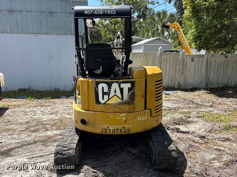 image for item DU0463 2019 Caterpillar 303.5E2 CR mini excavator