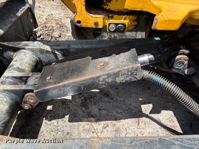 image for item DU0463 2019 Caterpillar 303.5E2 CR mini excavator