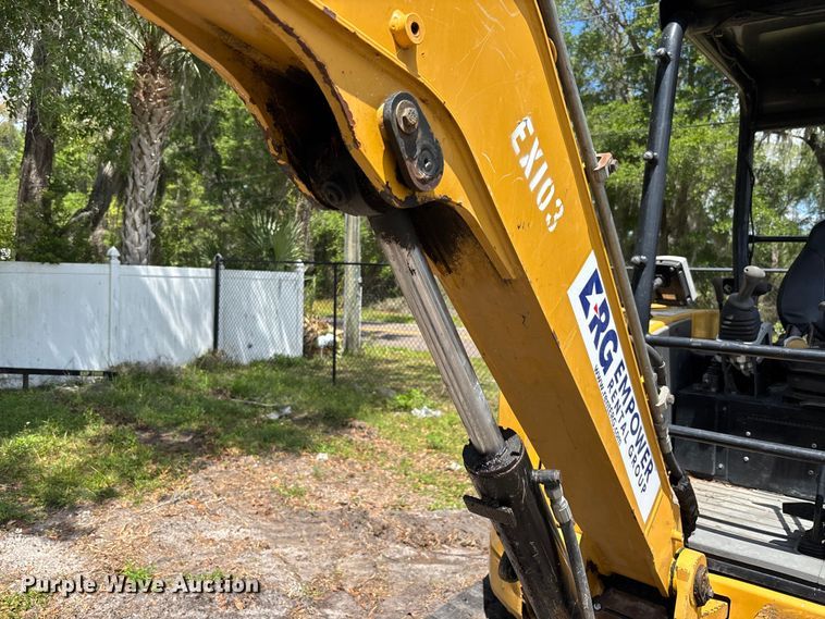 image for item DU0463 2019 Caterpillar 303.5E2 CR mini excavator