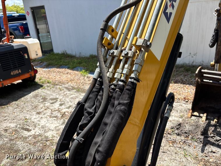 image for item DU0463 2019 Caterpillar 303.5E2 CR mini excavator