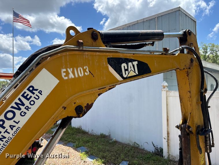 image for item DU0463 2019 Caterpillar 303.5E2 CR mini excavator