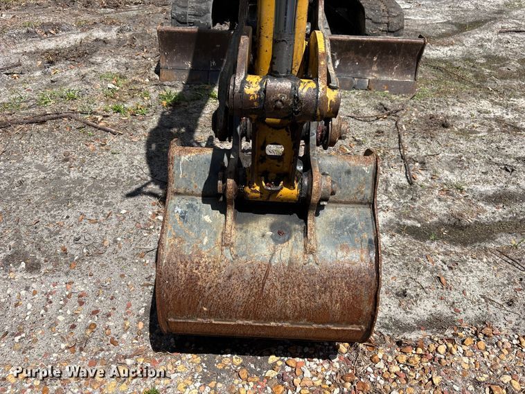 image for item DU0463 2019 Caterpillar 303.5E2 CR mini excavator
