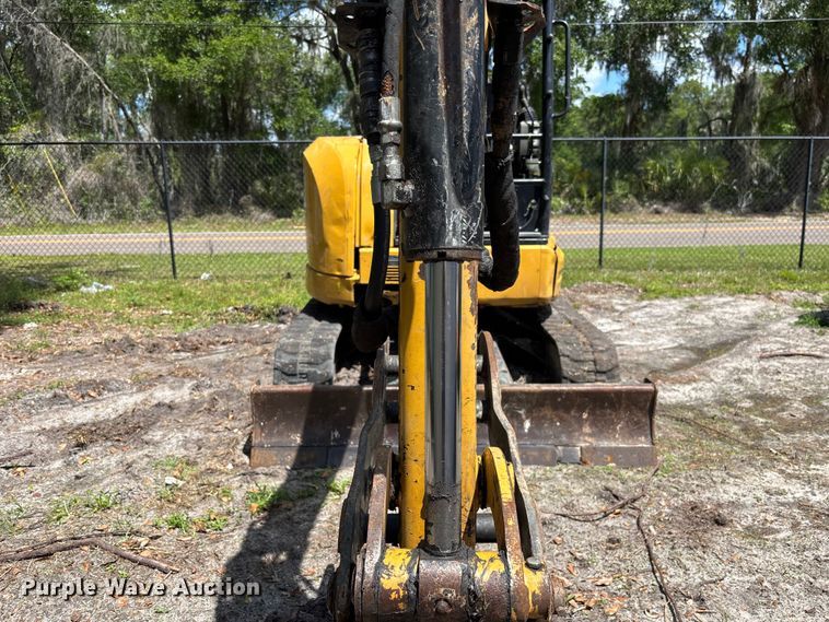 image for item DU0463 2019 Caterpillar 303.5E2 CR mini excavator