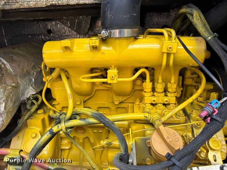 image for item DU0463 2019 Caterpillar 303.5E2 CR mini excavator