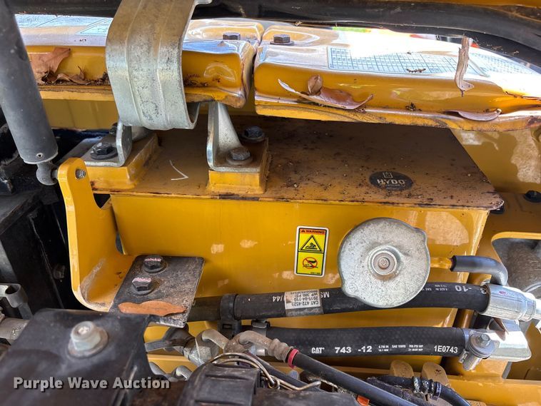 image for item DU0463 2019 Caterpillar 303.5E2 CR mini excavator