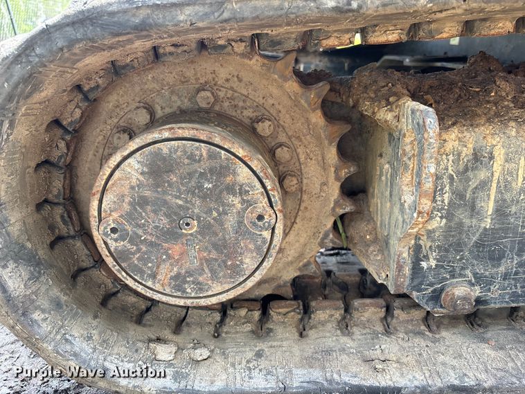 image for item DU0463 2019 Caterpillar 303.5E2 CR mini excavator
