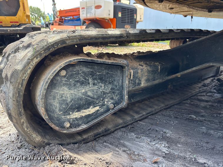 image for item DU0463 2019 Caterpillar 303.5E2 CR mini excavator