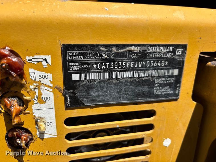 image for item DU0463 2019 Caterpillar 303.5E2 CR mini excavator