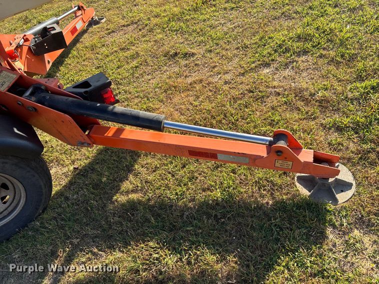 image for item DU0464 2016 JLG T350 boom lift