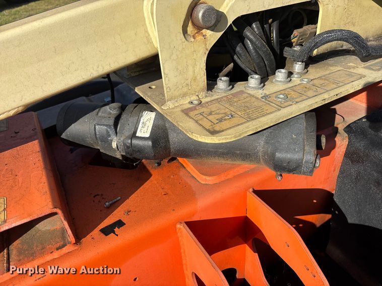 image for item DU0464 2016 JLG T350 boom lift