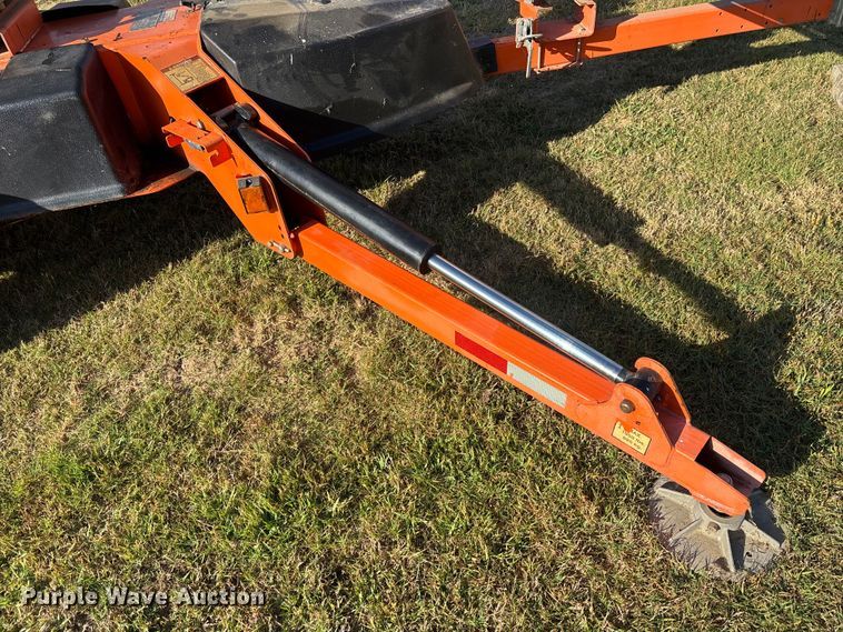 image for item DU0464 2016 JLG T350 boom lift