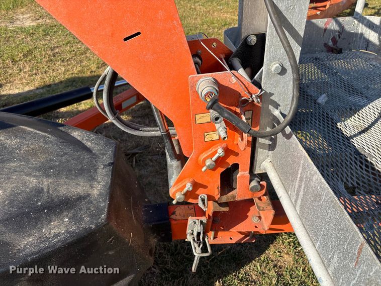 image for item DU0464 2016 JLG T350 boom lift