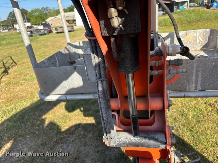 image for item DU0464 2016 JLG T350 boom lift