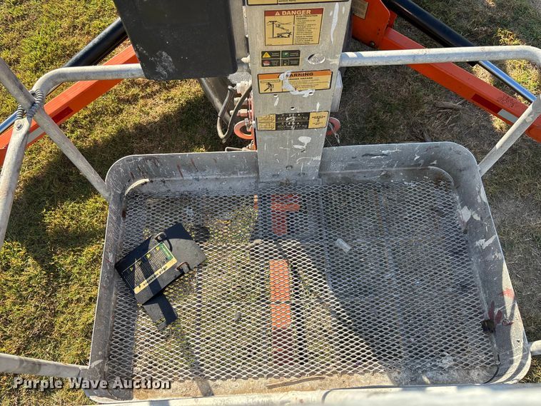 image for item DU0464 2016 JLG T350 boom lift