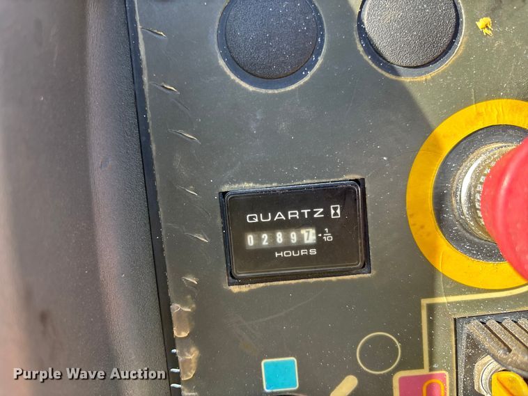 image for item DU0464 2016 JLG T350 boom lift